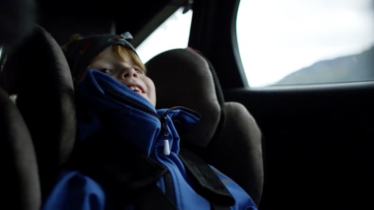 【圖一】Martin每天可以享受兩次的性能小鋼炮的專車接送，來回16公里的路程搭配美麗的北歐風光，感受著Ford_Focus_RS加速度的刺激。...