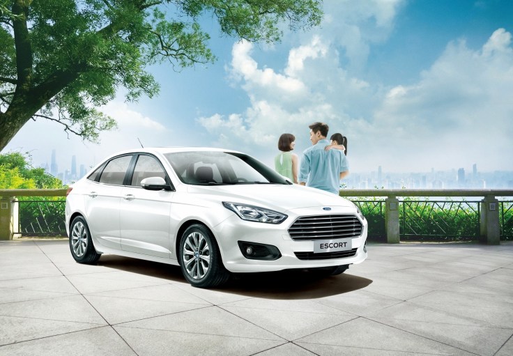 【圖八】三月份入主安全大空間家庭房車Ford_Escort或時尚掀背小車Ford_Fiesta，即享3萬元加油金。.jpg