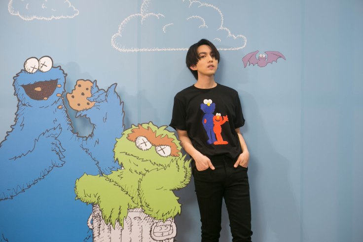 林宥嘉以一襲全黑色摩登搖滾風出席UNIQLO活動,展現自我風格穿搭術