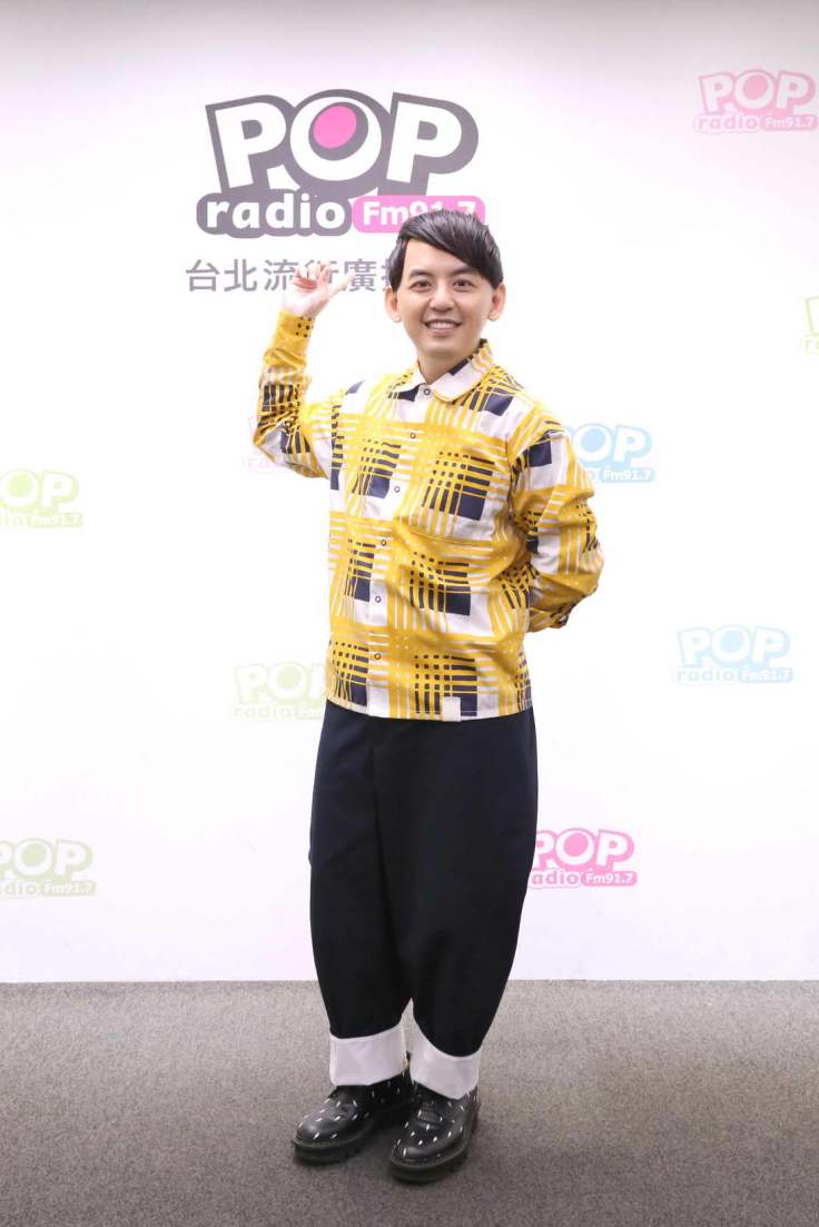 黃子佼發行《live &amp; life》專輯，唱出90年代的青春