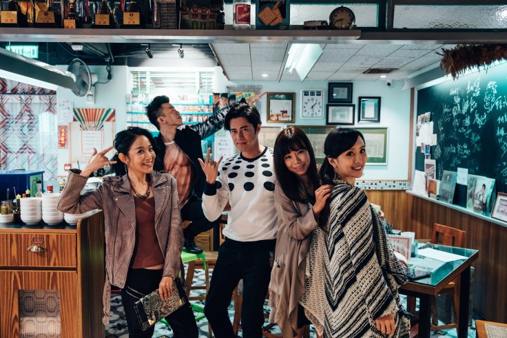 左起-陳逸寧、陳奐仁、徐天佑、林兆霞、陳靜