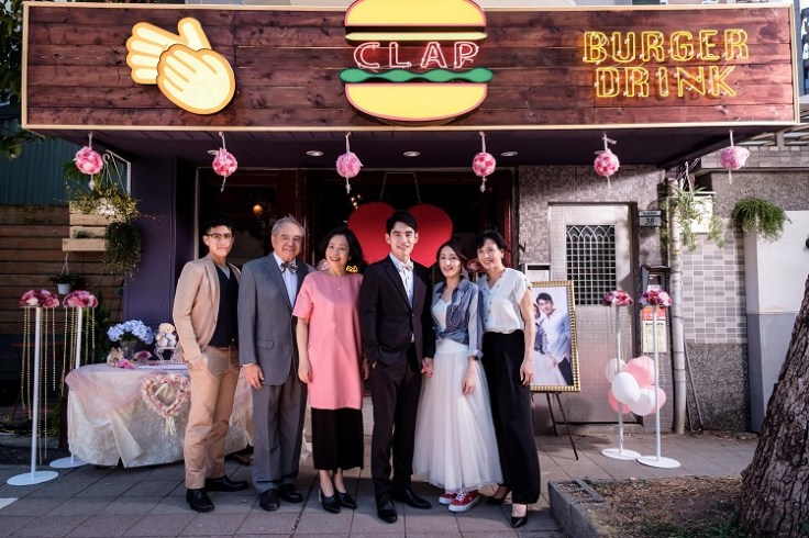 歐銻銻娛樂提供06左起吳岳擎、陶傳正、陳幼芳、張書豪、柯佳嬿、涂善妮