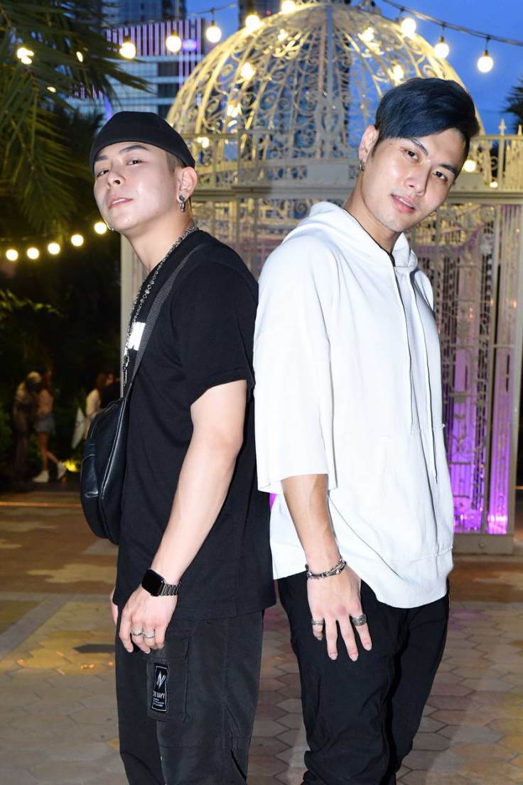 Crazy Man 瘋男-左為Nick右為華晨灰_