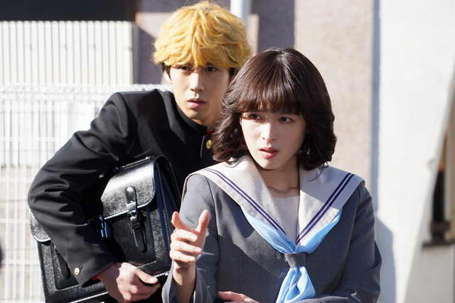 現場スチール（三橋、理子）